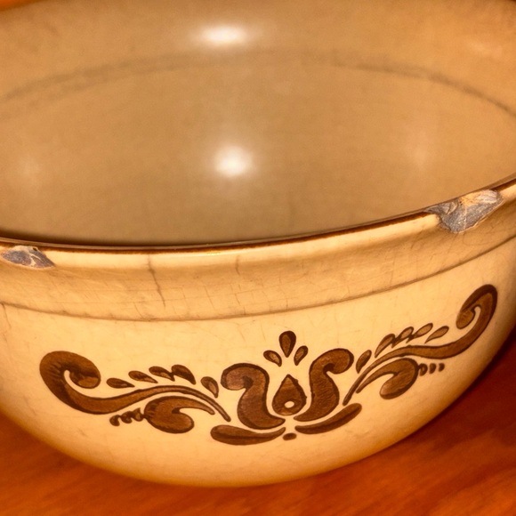 village(5items) bread pan, bowl & salt and pepper holder - Picture 7 of 10